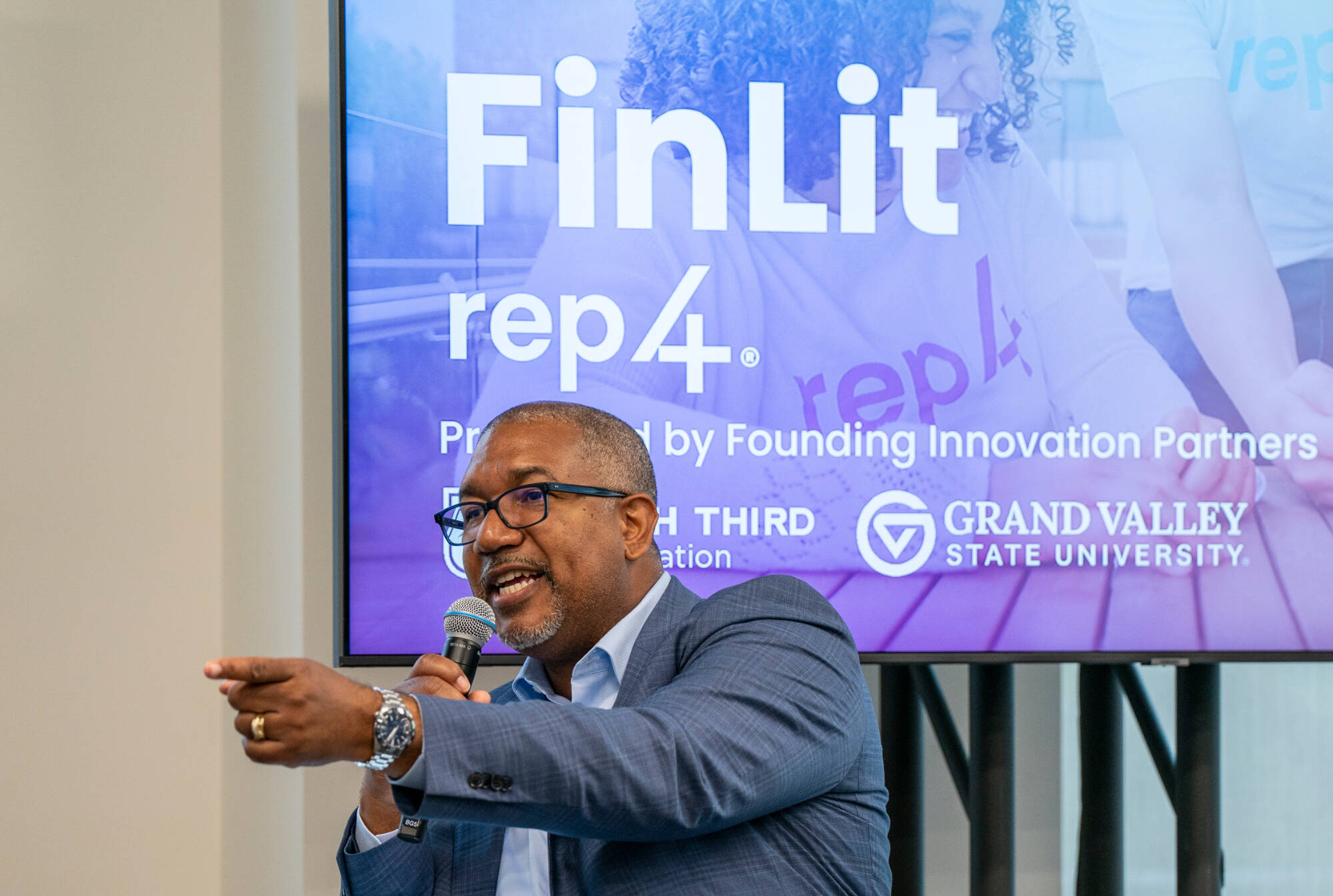 Kala Gibson, executive vice president and chief corporate responsibility officer at Fifth Third Bank, N.A., speaks during the REP4ⓇFinLit Launch at the John G Russell Leadership Center in Grand Rapids on September 23. (Photo releases on file)